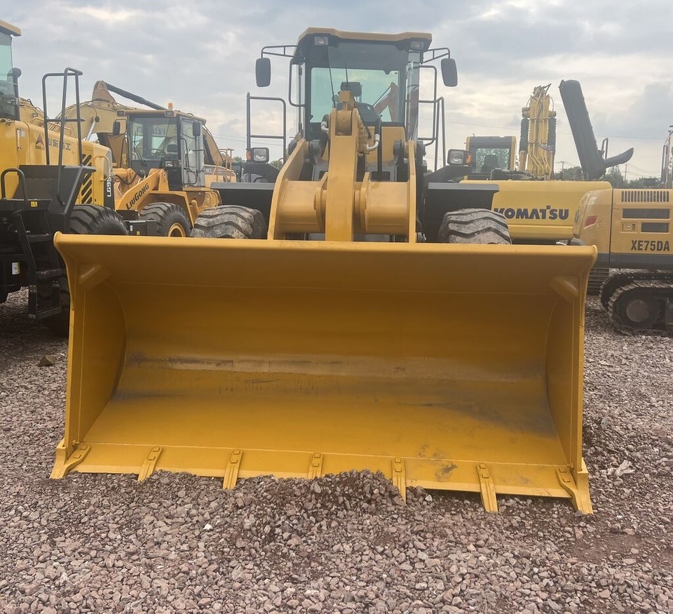 SDLG L956F - Колёсный погрузчик: фото 4 SDLG L956F - Колёсный погрузчик: фото 4