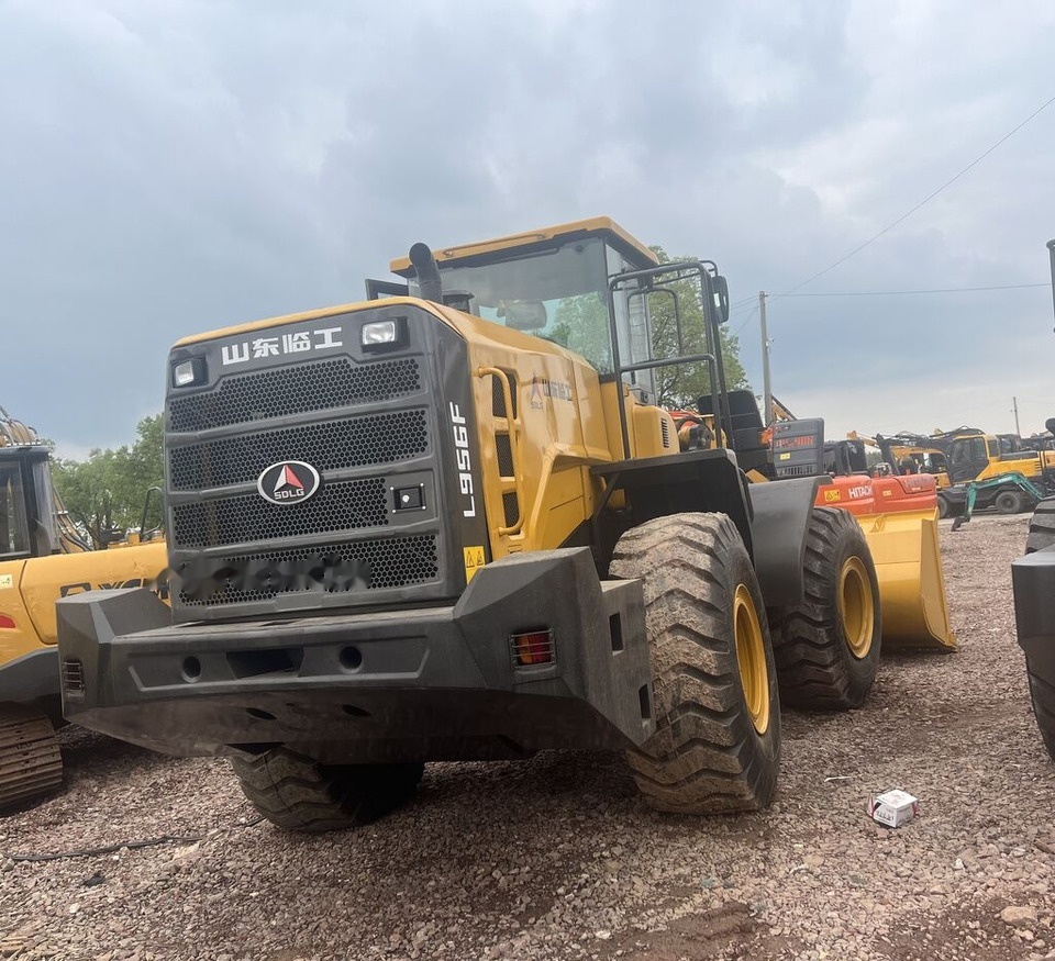 SDLG L956F - Колёсный погрузчик: фото 2 SDLG L956F - Колёсный погрузчик: фото 2