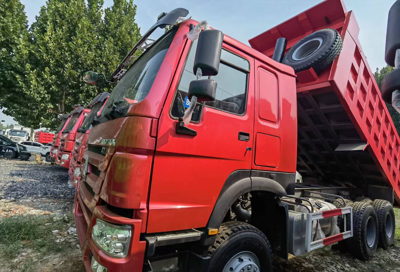 Sinotruk HOWO 371 6*4 Dump truck - Самосвал: фото 2 Sinotruk HOWO 371 6*4 Dump truck - Самосвал: фото 2