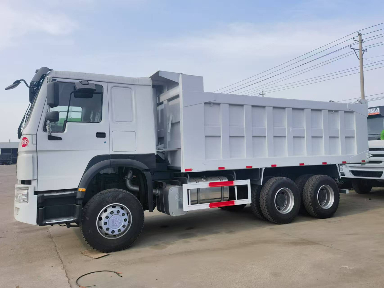 Sinotruk HOWO 371 Dump truck - Самосвал: фото 4 Sinotruk HOWO 371 Dump truck - Самосвал: фото 4