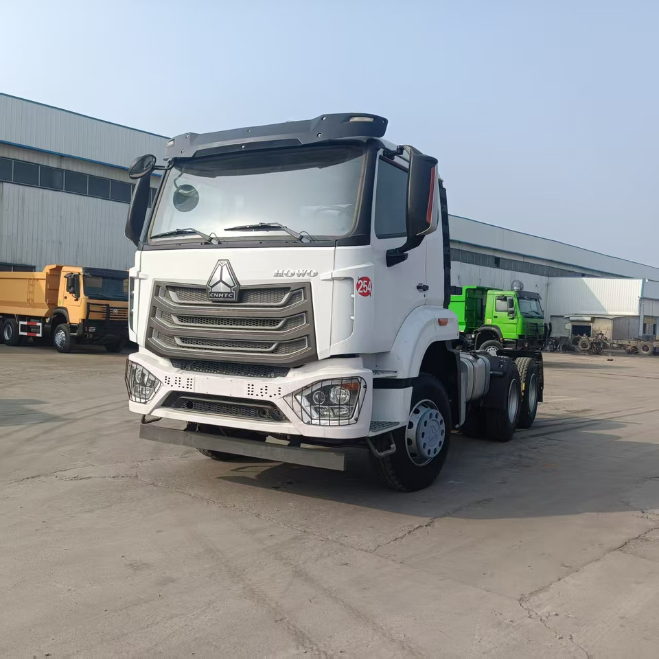 Sinotruk HOHAN 6*4 Tractor - Тягач: фото 1 Sinotruk HOHAN 6*4 Tractor - Тягач: фото 1