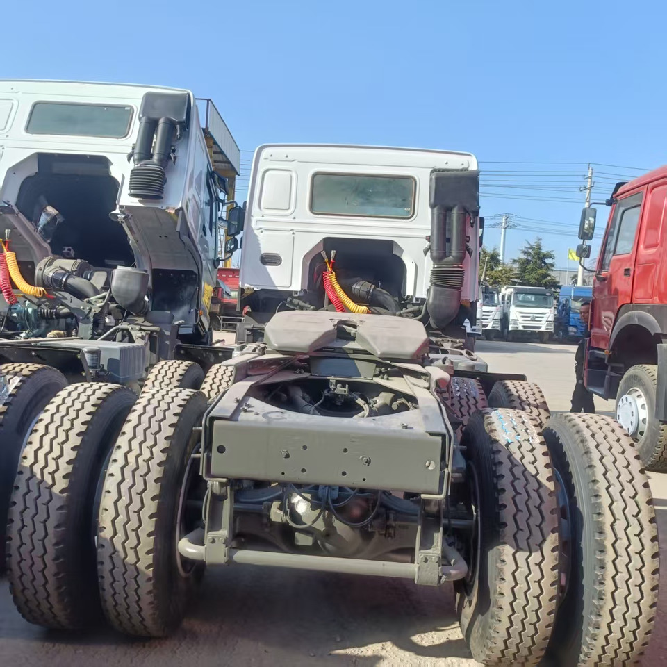 Sinotruk HOWO 371 6*4 Tractor - Тягач: фото 3 Sinotruk HOWO 371 6*4 Tractor - Тягач: фото 3