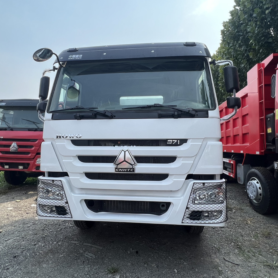 Sinotruk HOWO 371 Tractor - Тягач: фото 4 Sinotruk HOWO 371 Tractor - Тягач: фото 4