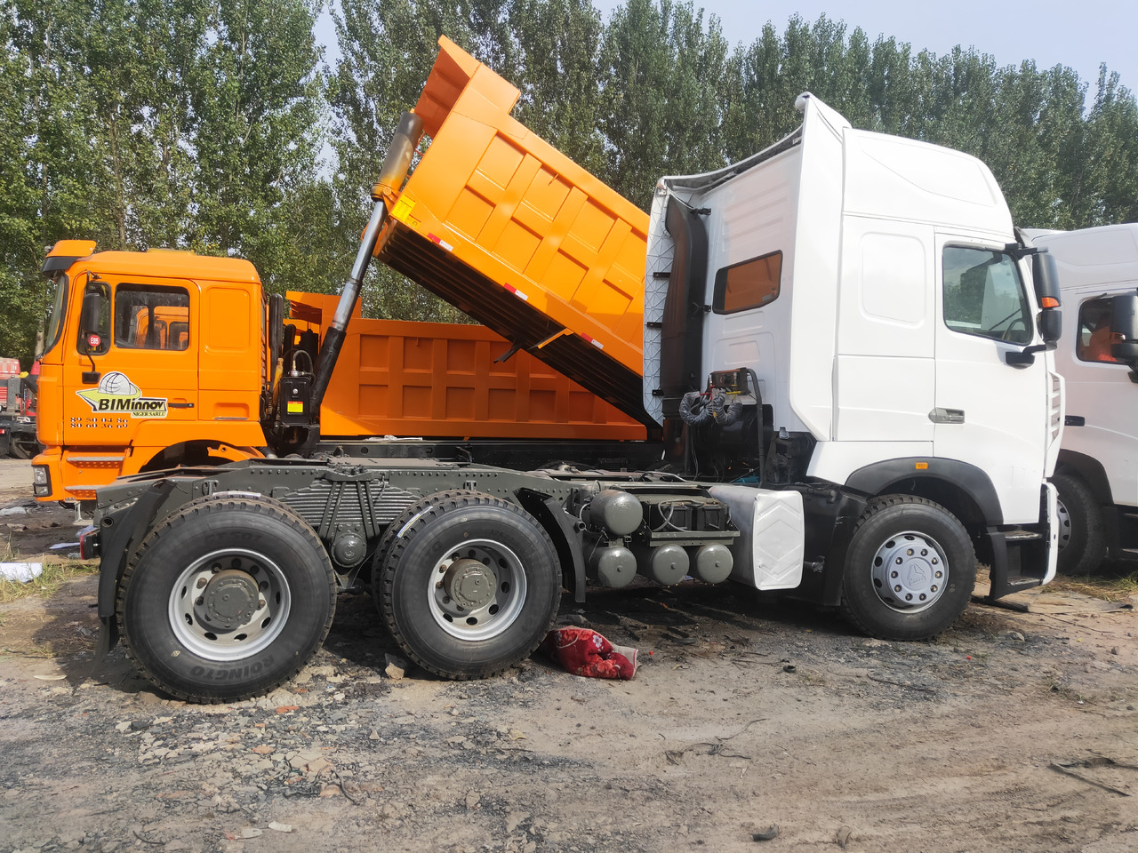 Sinotruk HOWO A7 6*4 Tractor - Тягач: фото 3 Sinotruk HOWO A7 6*4 Tractor - Тягач: фото 3