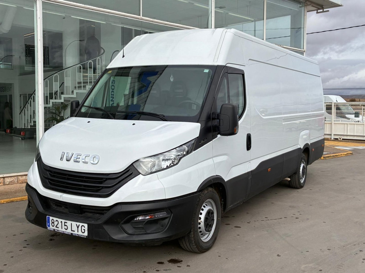 Furgón IVECO 35S16 V 16m3 - Цельнометаллический фургон: фото 1 Furgón IVECO 35S16 V 16m3 - Цельнометаллический фургон: фото 1