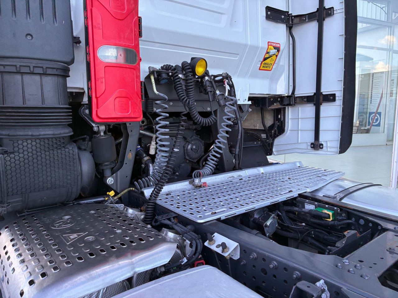 Cabeza Tractora IVECO 460 AUTOMATICO INTARDER ADR - Тягач: фото 5 Cabeza Tractora IVECO 460 AUTOMATICO INTARDER ADR - Тягач: фото 5