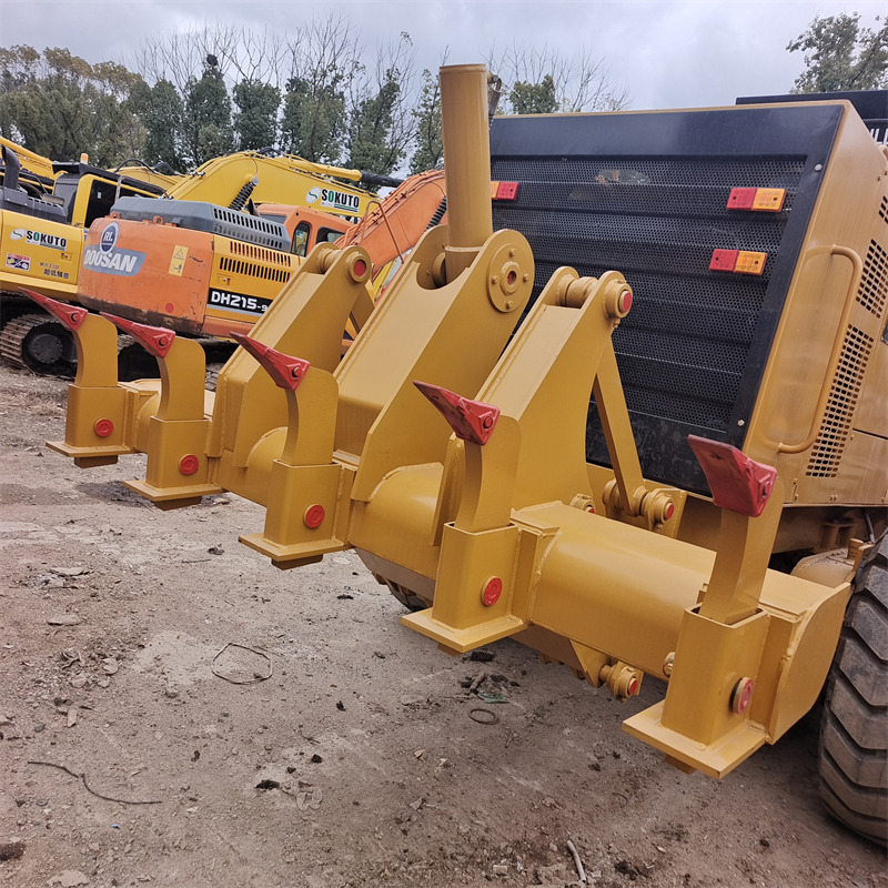 CATERPILLAR 140H - Грейдер: фото 5 CATERPILLAR 140H - Грейдер: фото 5