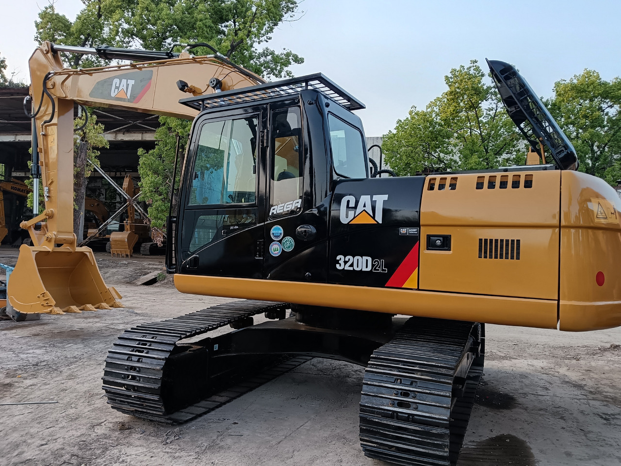 CATERPILLAR 320D2L CAT 320D - Гусеничный экскаватор: фото 2 CATERPILLAR 320D2L CAT 320D - Гусеничный экскаватор: фото 2