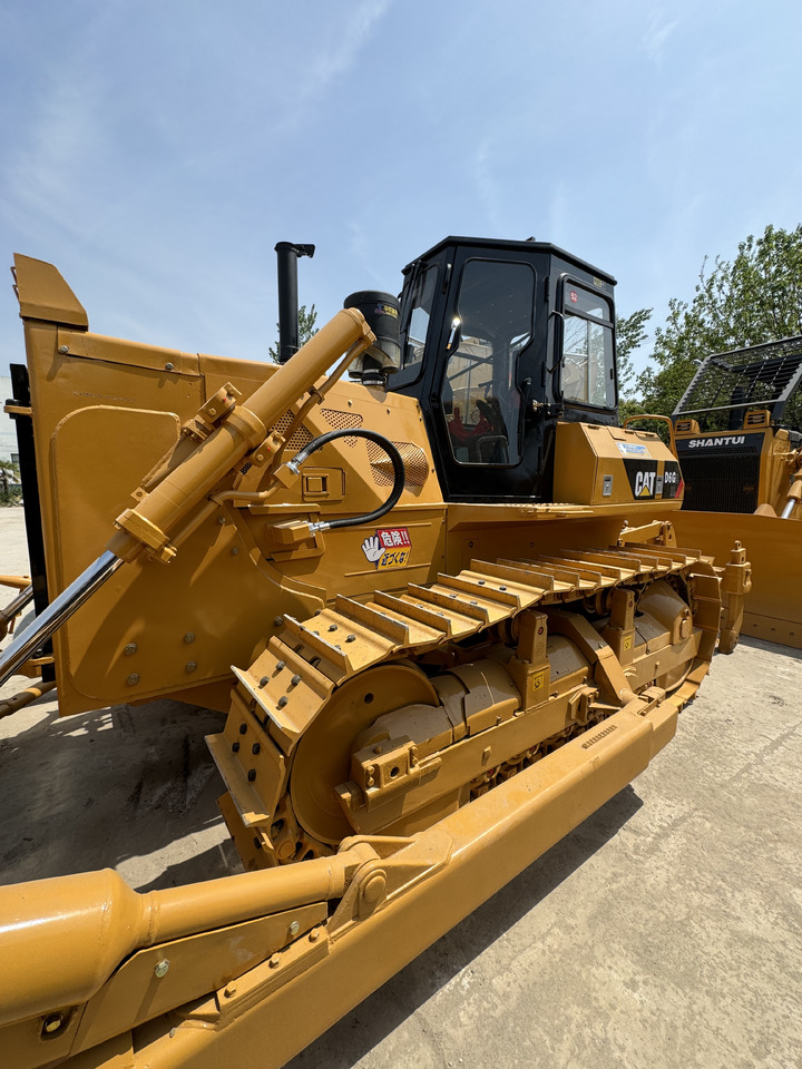 CATERPILLAR D6G CAT - Бульдозер: фото 1 CATERPILLAR D6G CAT - Бульдозер: фото 1