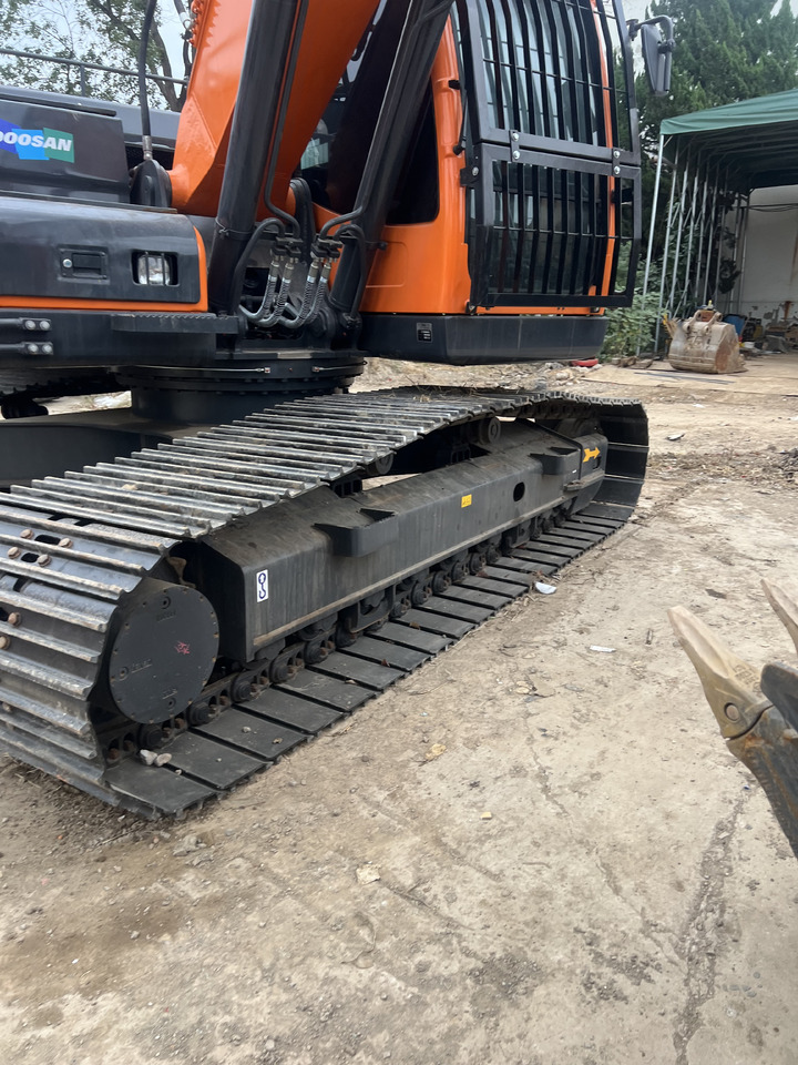 DEVELON DX225 - Гусеничный экскаватор: фото 4 DEVELON DX225 - Гусеничный экскаватор: фото 4