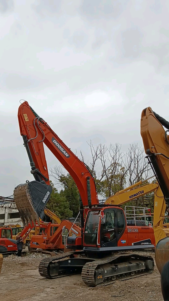 DOOSAN DX 225 LC - 9 C DX225 LCA - Гусеничный экскаватор: фото 2 DOOSAN DX 225 LC - 9 C DX225 LCA - Гусеничный экскаватор: фото 2