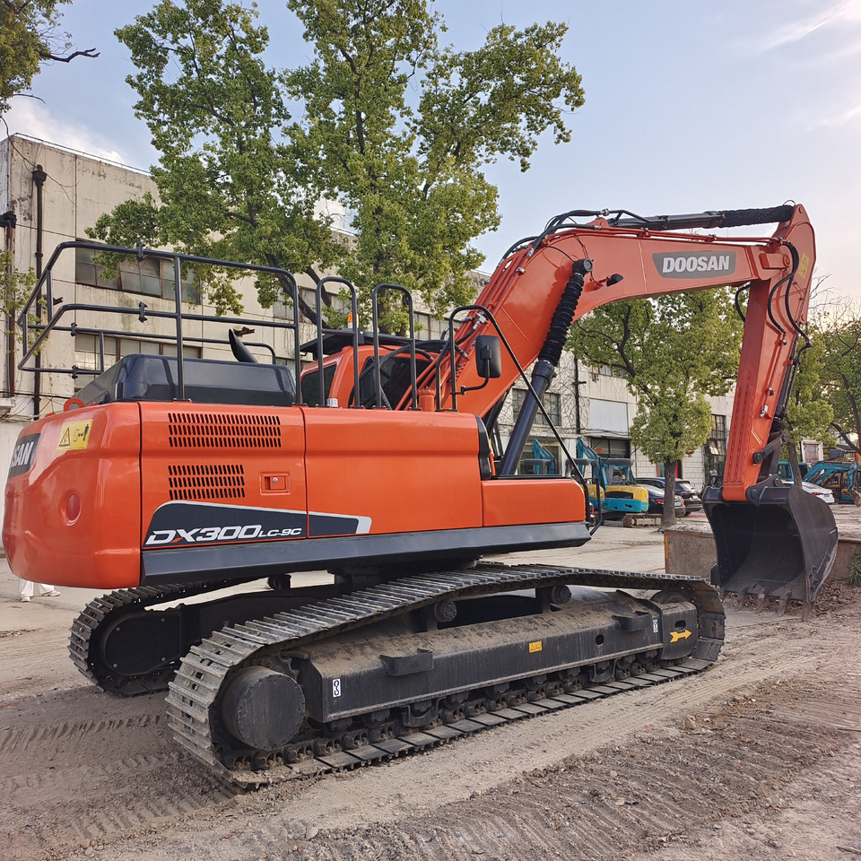 DOOSAN DX 300 LC - 9C - Гусеничный экскаватор: фото 2 DOOSAN DX 300 LC - 9C - Гусеничный экскаватор: фото 2