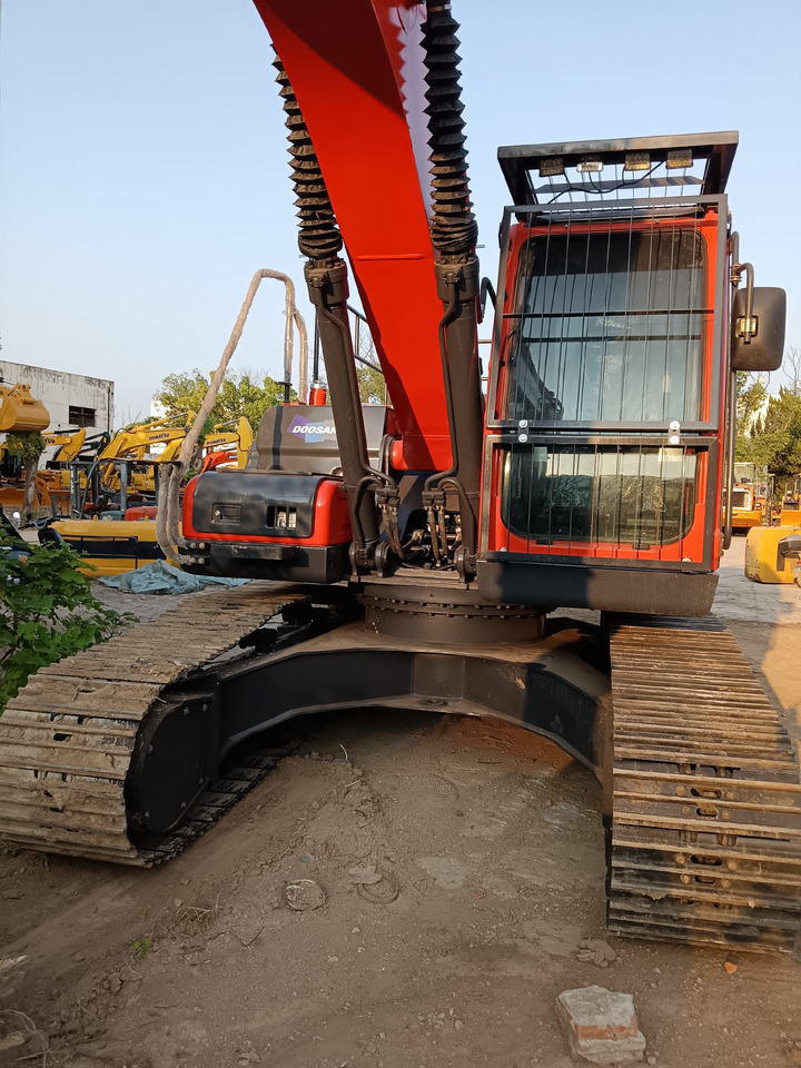 DOOSAN DX225LC-9C - Гусеничный экскаватор: фото 3 DOOSAN DX225LC-9C - Гусеничный экскаватор: фото 3