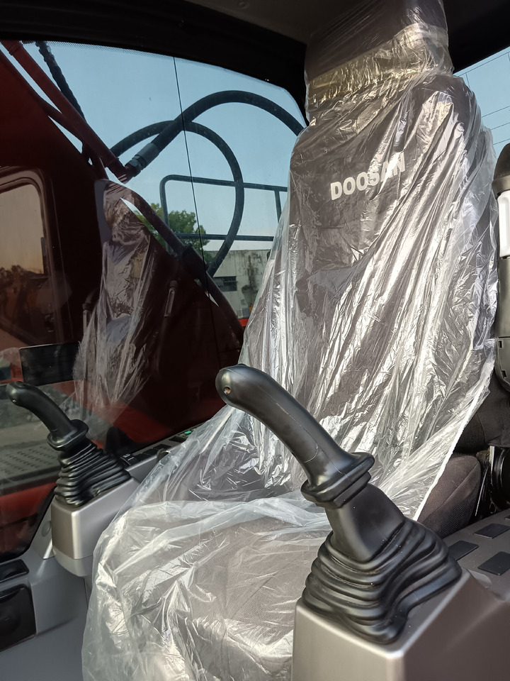 Гусеничный экскаватор DOOSAN DX225LC-9C: фото 7 Гусеничный экскаватор DOOSAN DX225LC-9C: фото 7