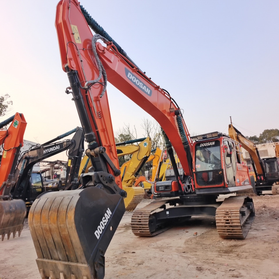 DOOSAN DX300 DX300LC - 9C DX300 LCA - Гусеничный экскаватор: фото 4 DOOSAN DX300 DX300LC - 9C DX300 LCA - Гусеничный экскаватор: фото 4
