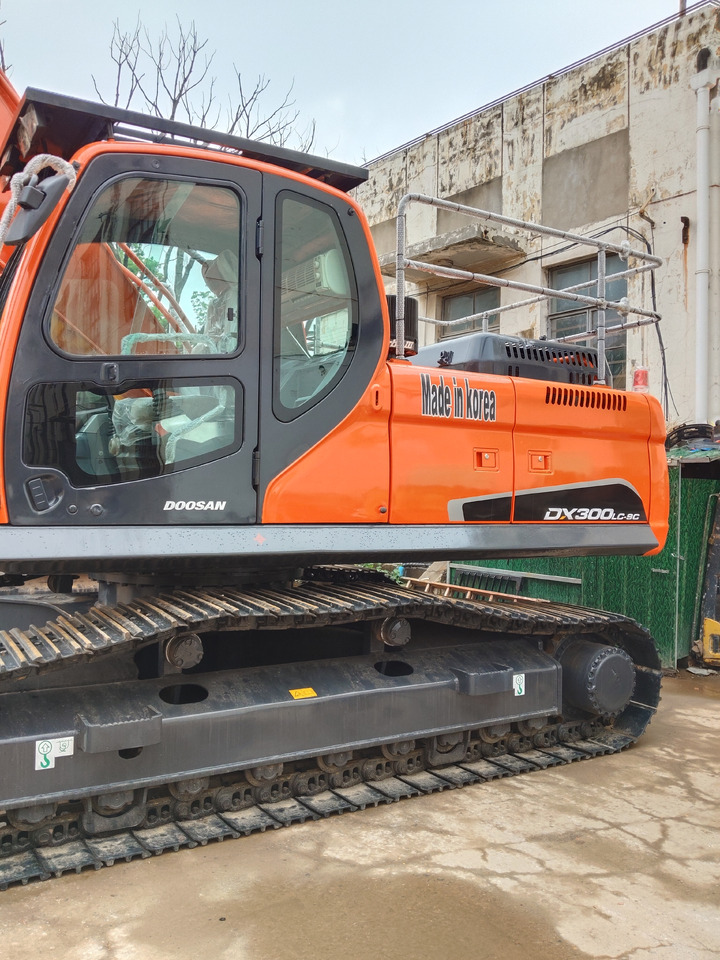 DOOSAN DX300LC - 9C DX300 DX300LCA - Гусеничный экскаватор: фото 4 DOOSAN DX300LC - 9C DX300 DX300LCA - Гусеничный экскаватор: фото 4
