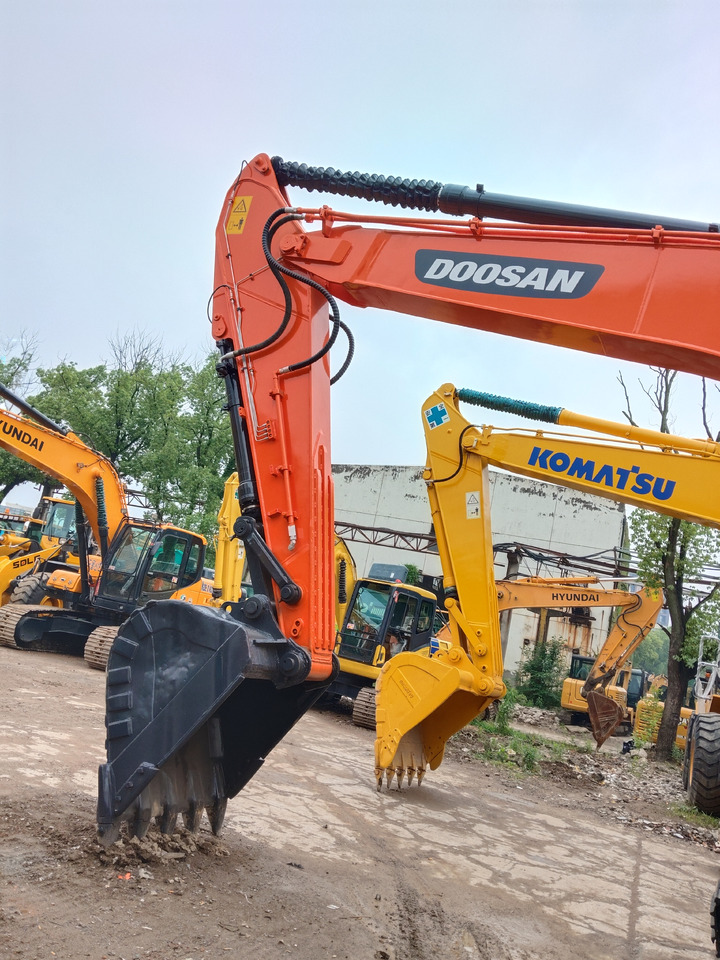 DOOSAN DX300LC - 9C DX300 DX300LCA - Гусеничный экскаватор: фото 2 DOOSAN DX300LC - 9C DX300 DX300LCA - Гусеничный экскаватор: фото 2