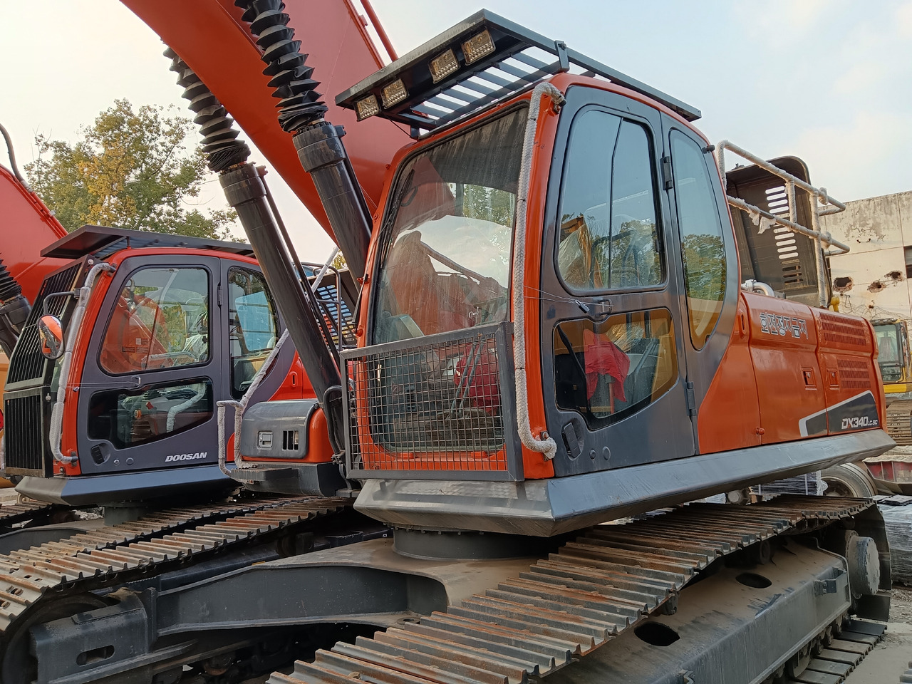 DOOSAN DX340LC - 9C DX340 LCA - Гусеничный экскаватор: фото 3 DOOSAN DX340LC - 9C DX340 LCA - Гусеничный экскаватор: фото 3