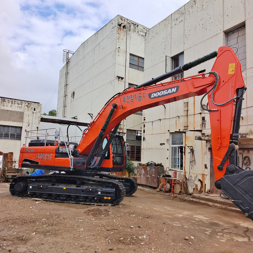 DOOSAN DX340LC-9C DX340 LCA - Гусеничный экскаватор: фото 2 DOOSAN DX340LC-9C DX340 LCA - Гусеничный экскаватор: фото 2