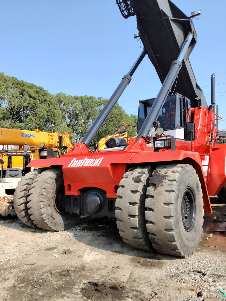 FANTUZZI CS45KM 45 TON - Ричстакер: фото 5 FANTUZZI CS45KM 45 TON - Ричстакер: фото 5