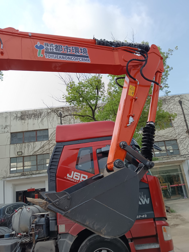 HITACHI ZX70 ZAXIS 70 - Мини-экскаватор: фото 3 HITACHI ZX70 ZAXIS 70 - Мини-экскаватор: фото 3