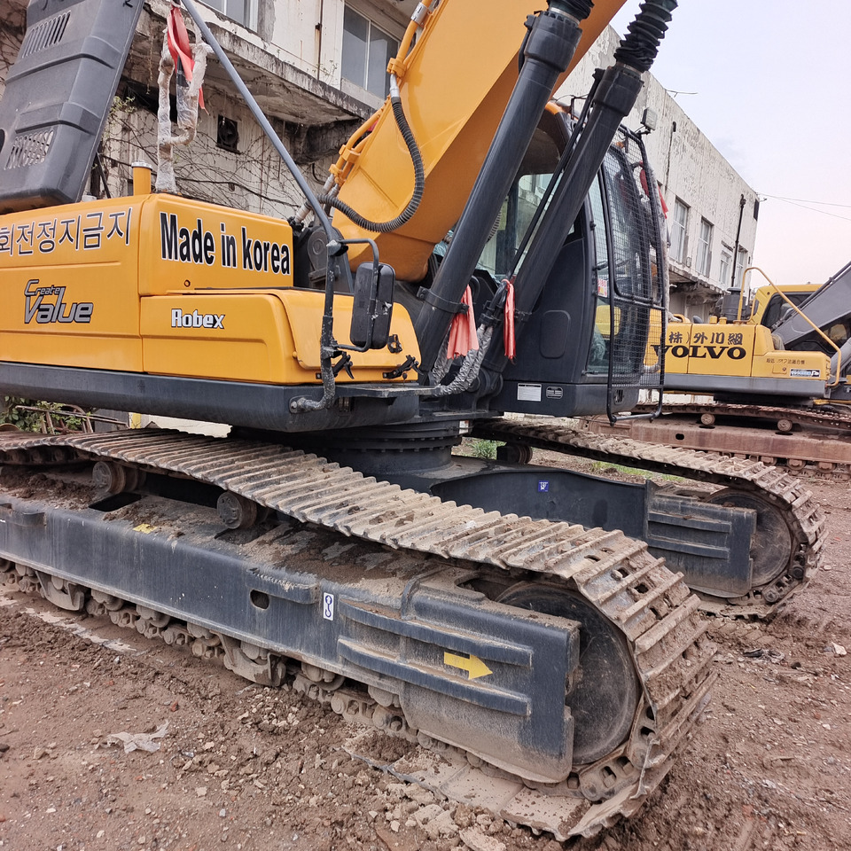 HYUNDAI 305LC - 9T 305 LC - 9S - Гусеничный экскаватор: фото 2 HYUNDAI 305LC - 9T 305 LC - 9S - Гусеничный экскаватор: фото 2