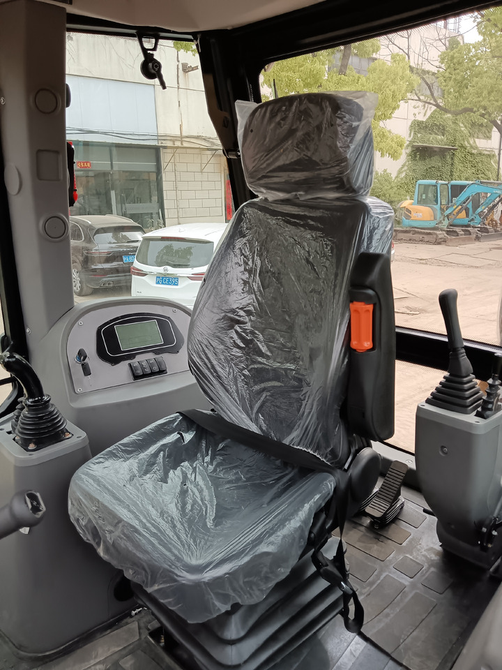 JCB 4CX 100% NEW - Экскаватор-погрузчик: фото 4 JCB 4CX 100% NEW - Экскаватор-погрузчик: фото 4