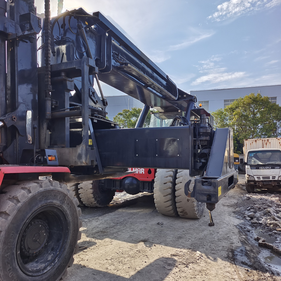 KALMAR DRT450 DRT DRD DRU 450 45 TON reach stacker - Ричстакер: фото 5 KALMAR DRT450 DRT DRD DRU 450 45 TON reach stacker - Ричстакер: фото 5