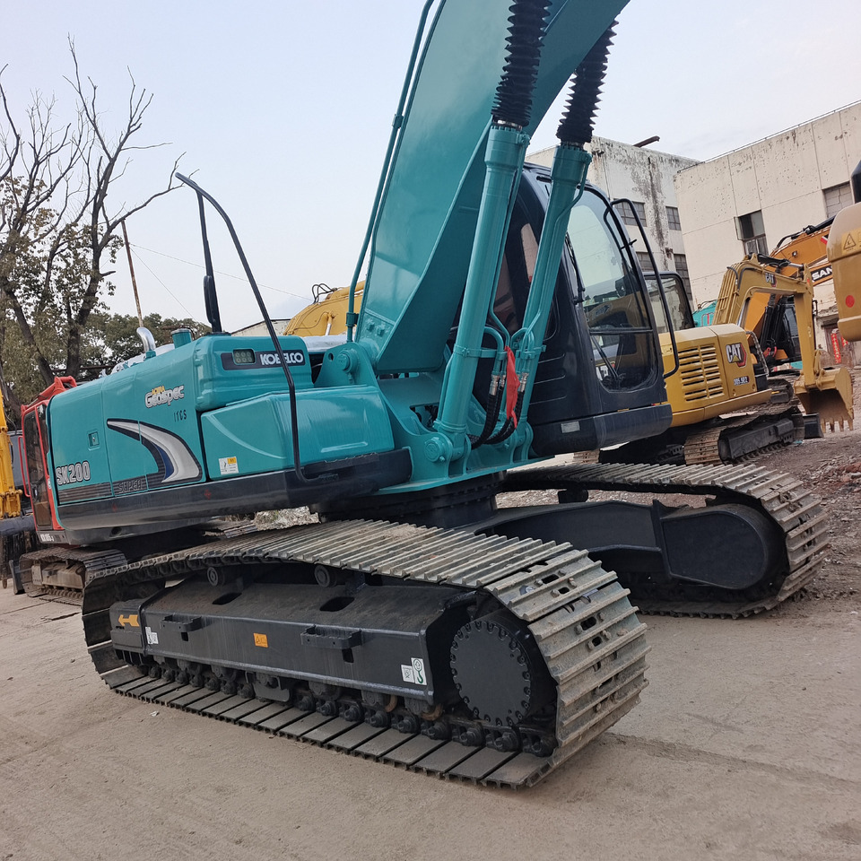 KOBELCO SK 200-8 - Гусеничный экскаватор: фото 2 KOBELCO SK 200-8 - Гусеничный экскаватор: фото 2
