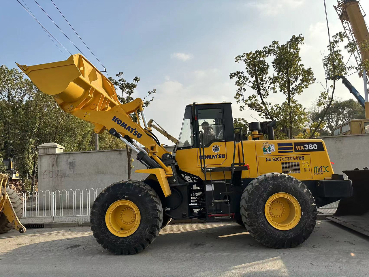 KOMATSU WA 380 - Колёсный погрузчик: фото 1 KOMATSU WA 380 - Колёсный погрузчик: фото 1