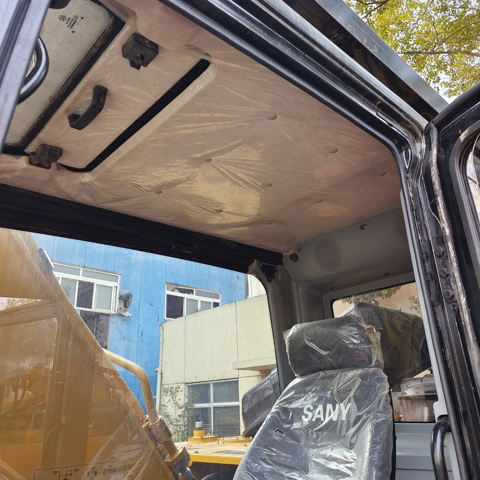 SANY 305H - Гусеничный экскаватор: фото 4 SANY 305H - Гусеничный экскаватор: фото 4