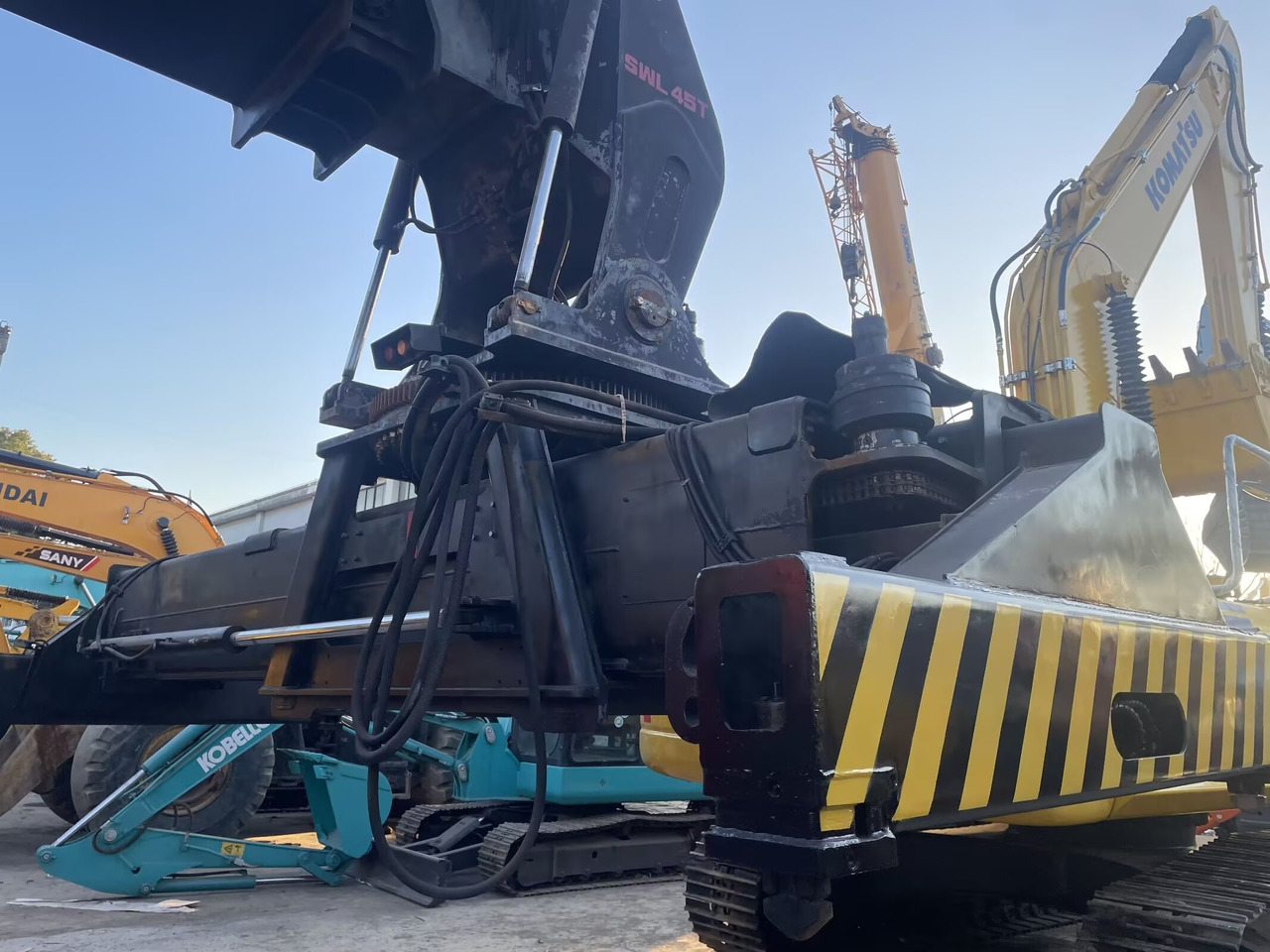 SANY SRSC 45 C30 45 TON Capacity SRSC45C30 - Ричстакер: фото 2 SANY SRSC 45 C30 45 TON Capacity SRSC45C30 - Ричстакер: фото 2