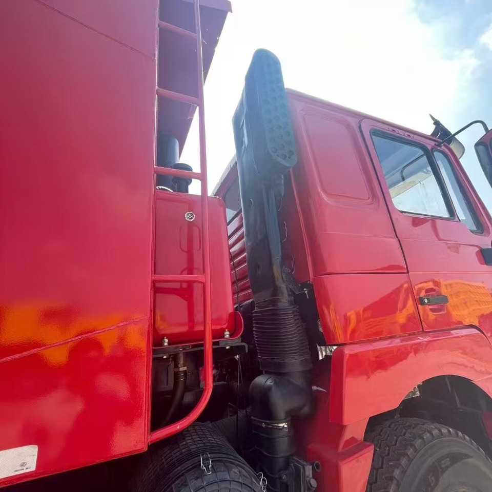 SHACMAN F3000 8*4 DUMP TRUCK - Самосвал: фото 4 SHACMAN F3000 8*4 DUMP TRUCK - Самосвал: фото 4