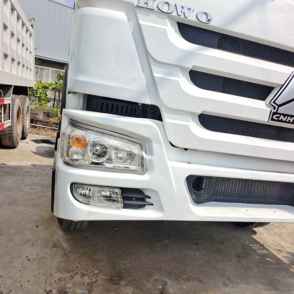 Тягач SINOTRUK HOWO 6*4: фото 6