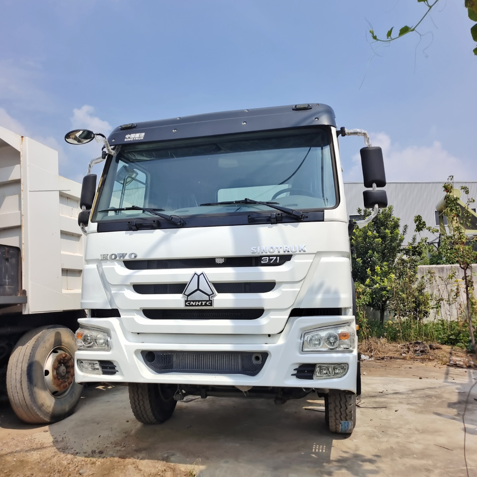 SINOTRUK HOWO 6*4 - Тягач: фото 4 SINOTRUK HOWO 6*4 - Тягач: фото 4
