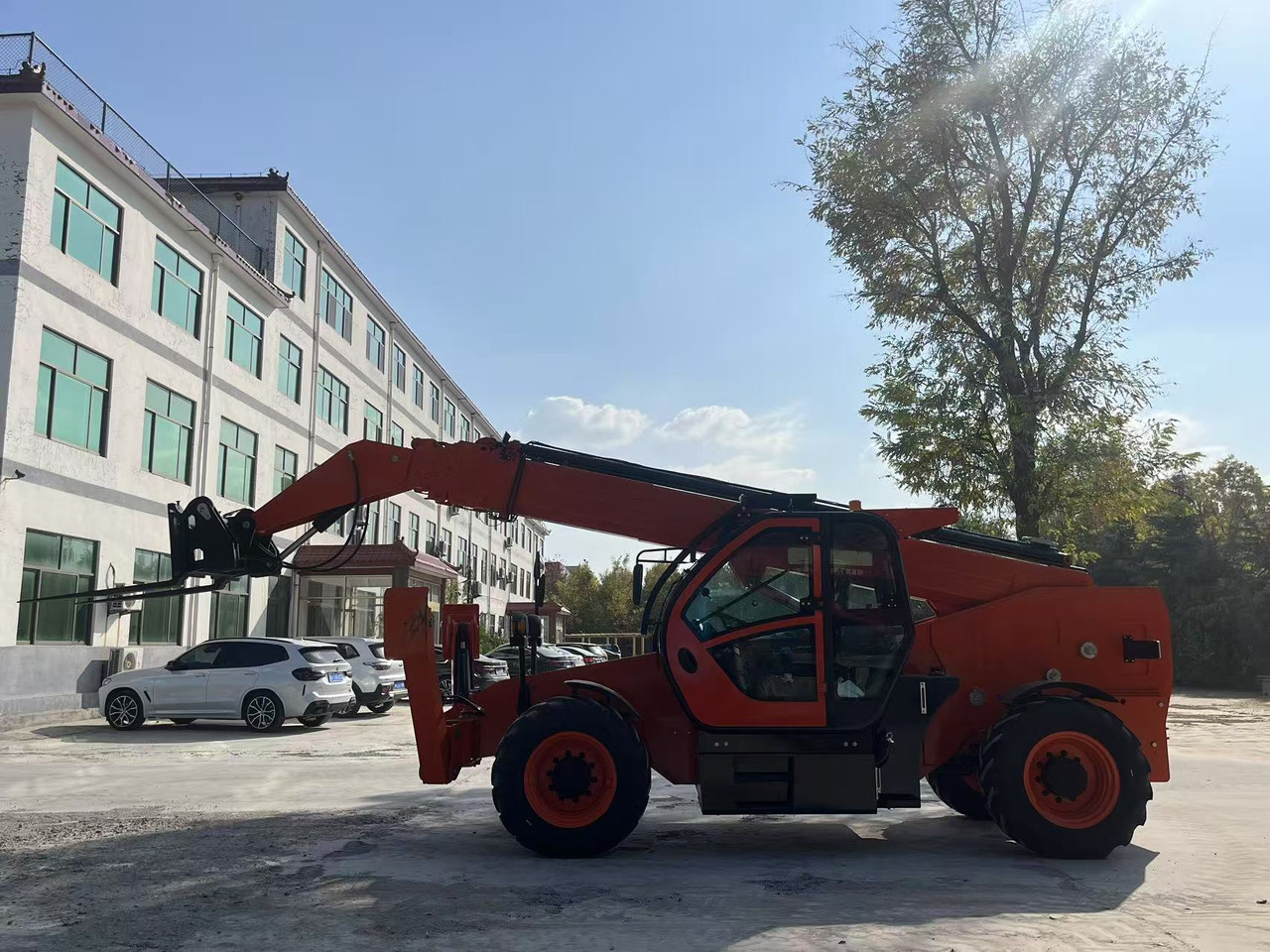 XCMG 17.5 METER BRAND NEW - Телескопический погрузчик: фото 1 XCMG 17.5 METER BRAND NEW - Телескопический погрузчик: фото 1