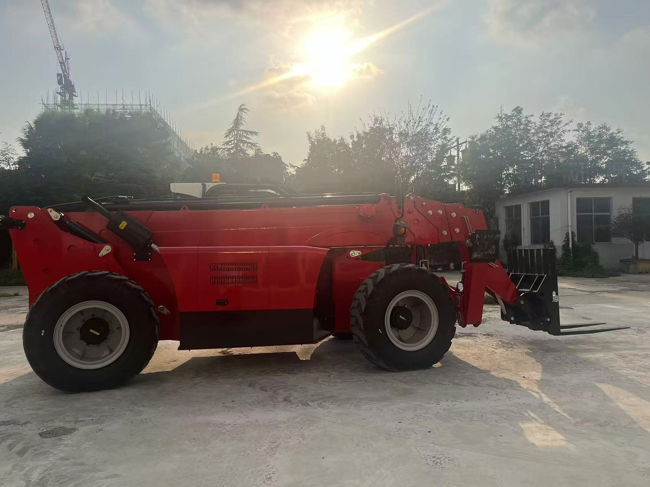 XCMG 9 METER BRAND NEW - Телескопический погрузчик: фото 4 XCMG 9 METER BRAND NEW - Телескопический погрузчик: фото 4