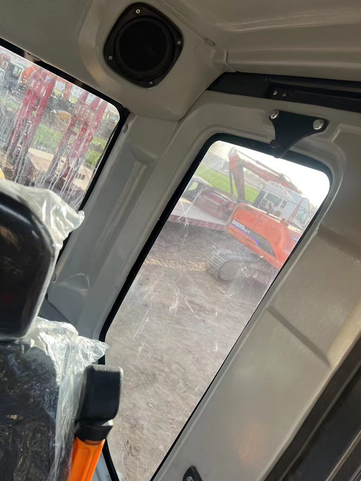 XCMG XE215DA - Гусеничный экскаватор: фото 4 XCMG XE215DA - Гусеничный экскаватор: фото 4