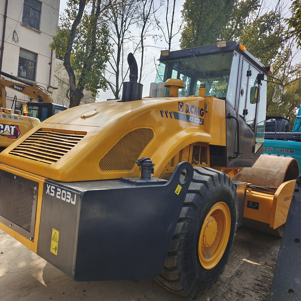 XCMG XS203J - Дорожный каток: фото 3 XCMG XS203J - Дорожный каток: фото 3