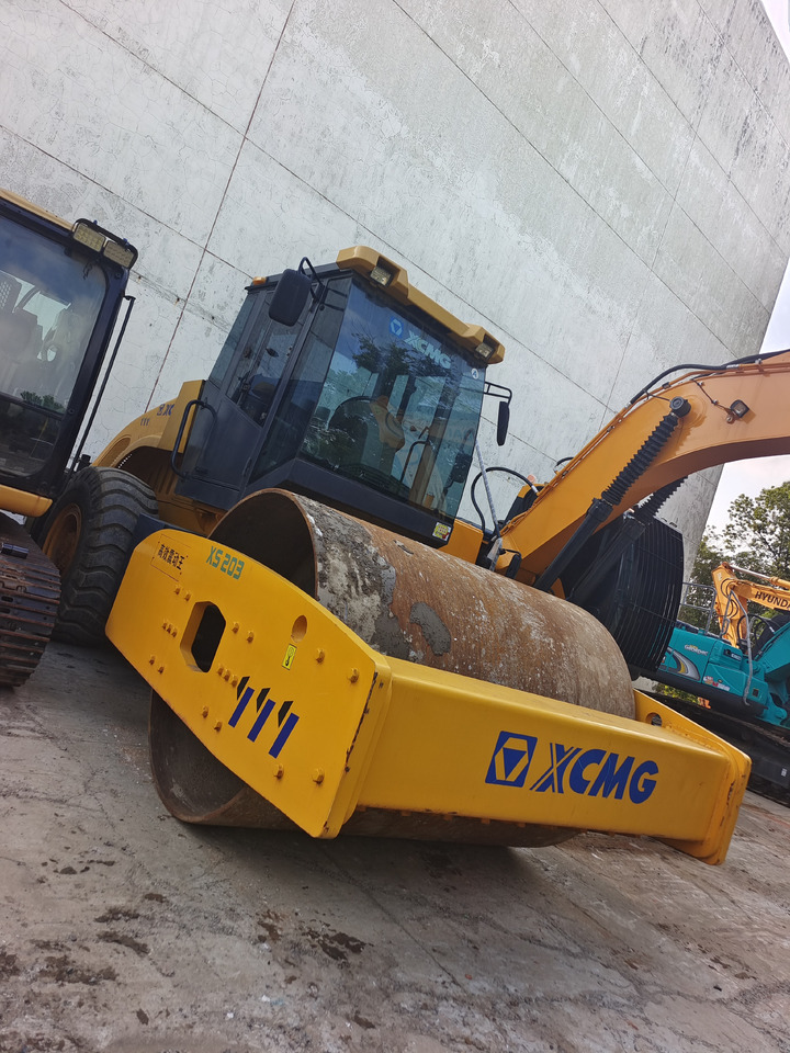 Дорожный каток XCMG XS203J: фото 10