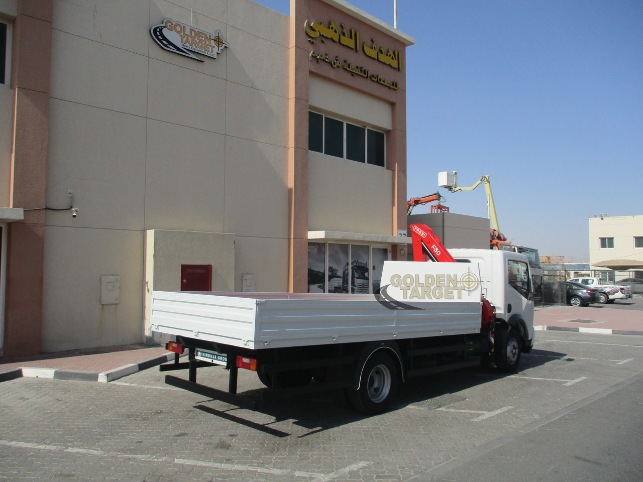 Ashok Leyland PARTNER LX 4x2 with Fassi F50A.022 Crane - Автоманипулятор: фото 3 Ashok Leyland PARTNER LX 4x2 with Fassi F50A.022 Crane - Автоманипулятор: фото 3