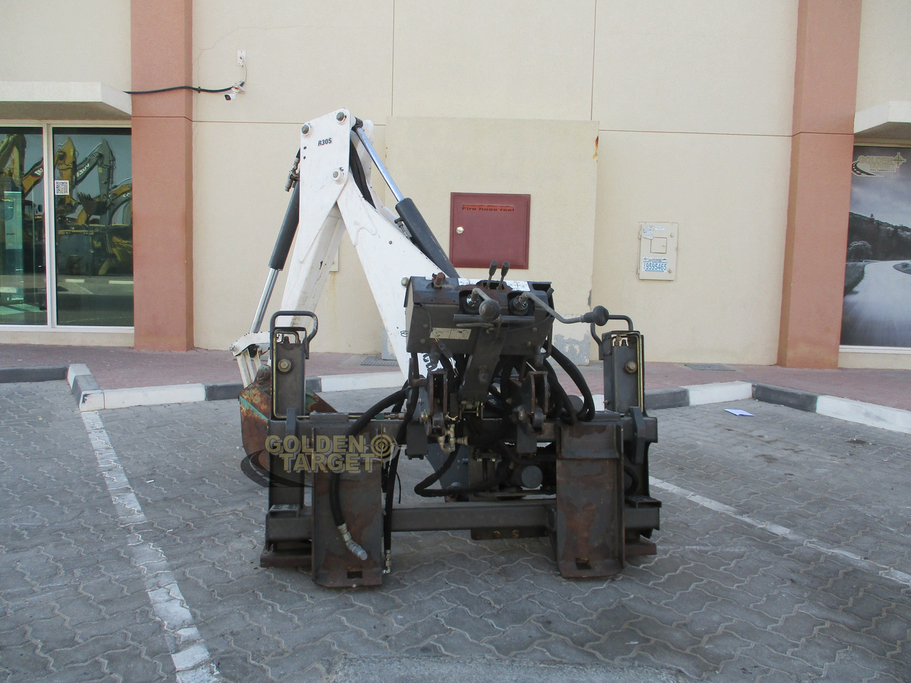 BOBCAT Skid Steer R30S Backhoe Attachment - Ковш для погрузчика для Мини-погрузчиков с бортовым поворотом: фото 2 BOBCAT Skid Steer R30S Backhoe Attachment - Ковш для погрузчика для Мини-погрузчиков с бортовым поворотом: фото 2