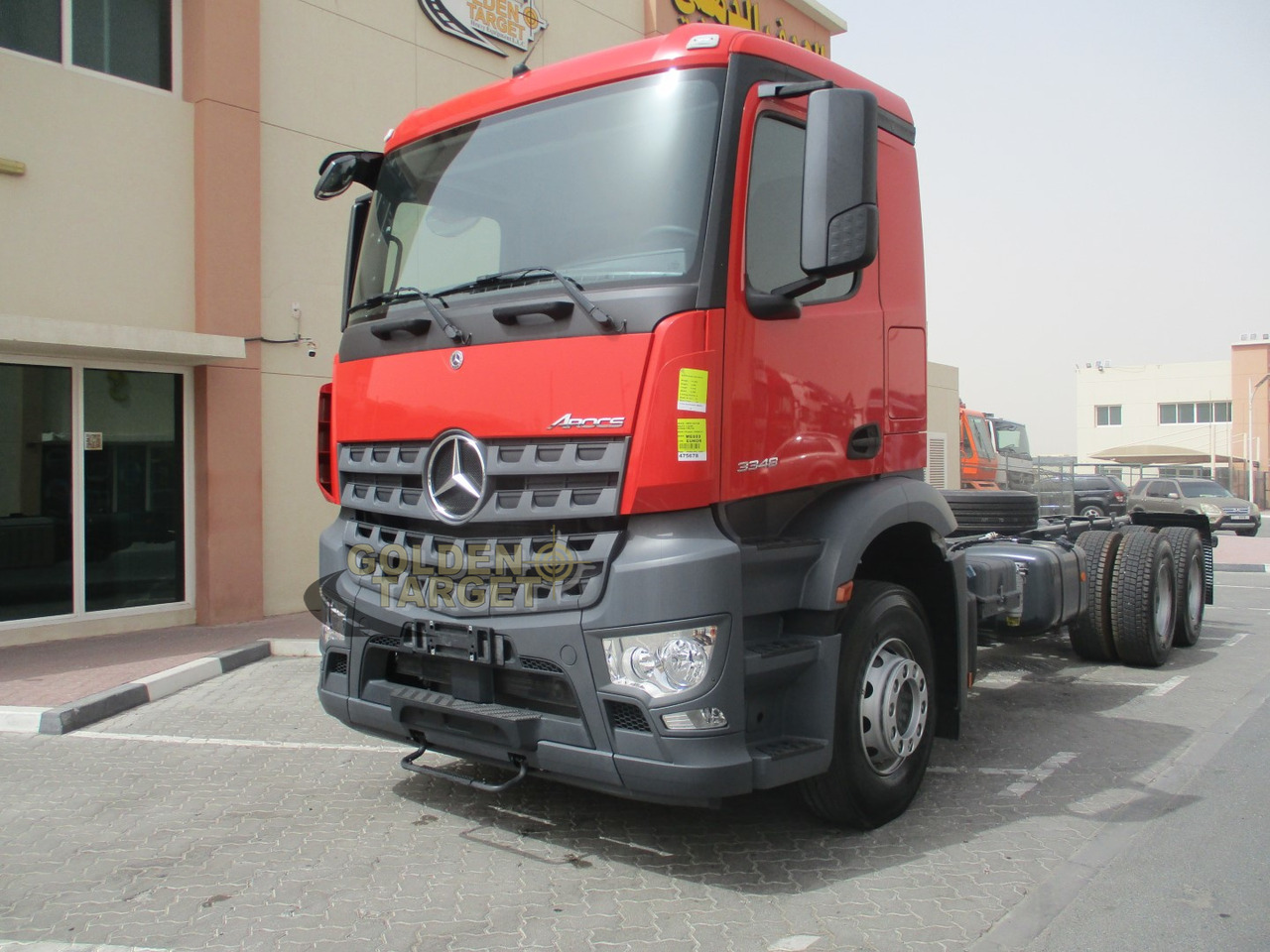 MERCEDES-BENZ Arocs 3348 6x4 Chassis - Грузовик-шасси: фото 2 MERCEDES-BENZ Arocs 3348 6x4 Chassis - Грузовик-шасси: фото 2