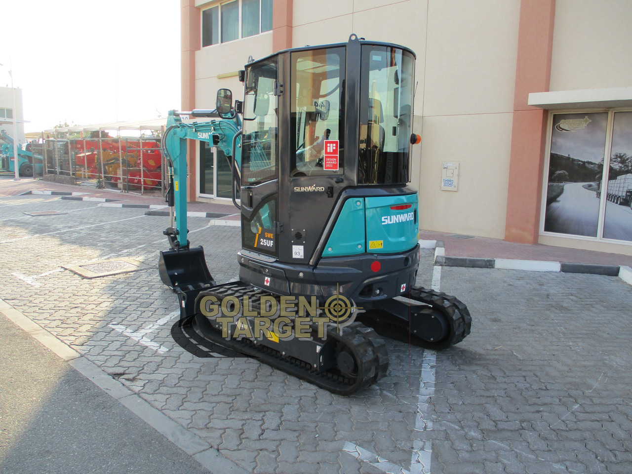 SUNWARD SWE25UF Mini Hydraulic Excavator - Мини-экскаватор: фото 4 SUNWARD SWE25UF Mini Hydraulic Excavator - Мини-экскаватор: фото 4