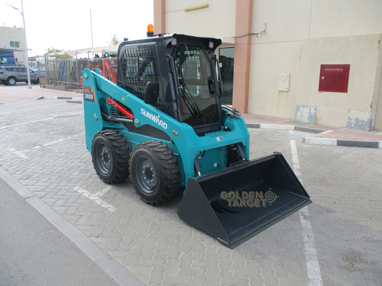 SUNWARD SWL2820 Skid Steer - Мини-погрузчик с бортовым поворотом: фото 1 SUNWARD SWL2820 Skid Steer - Мини-погрузчик с бортовым поворотом: фото 1