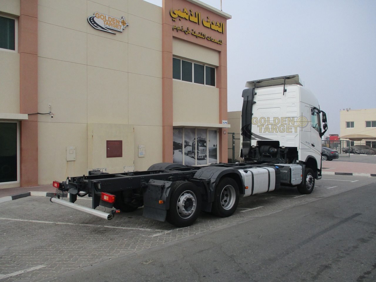 Volvo FH460 6×2 Chassis - Грузовик-шасси: фото 3 Volvo FH460 6×2 Chassis - Грузовик-шасси: фото 3