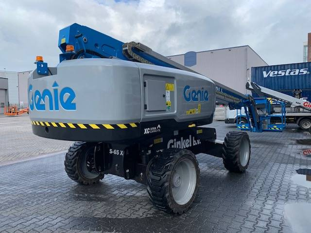 Genie S 65 XC - Телескопический подъемник: фото 3 Genie S 65 XC - Телескопический подъемник: фото 3