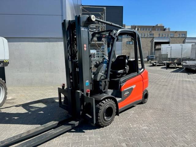 Linde E35L - Электропогрузчик: фото 1 Linde E35L - Электропогрузчик: фото 1