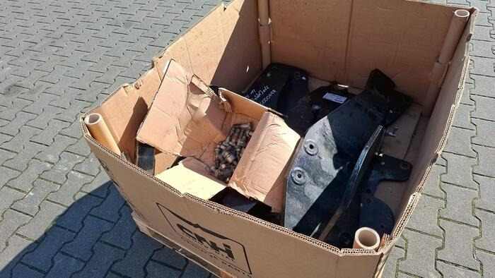 Alö Anbaukonsolen DM14324874 NewHolland Traktor T6. & T7 - Фронтальный погрузчик для трактора: фото 3 Alö Anbaukonsolen DM14324874 NewHolland Traktor T6. & T7 - Фронтальный погрузчик для трактора: фото 3