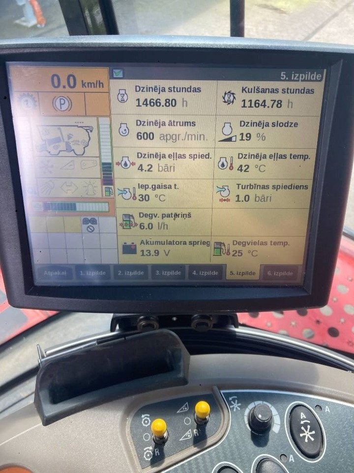 Зерноуборочный комбайн Case IH 9240: фото 12 Зерноуборочный комбайн Case IH 9240: фото 12